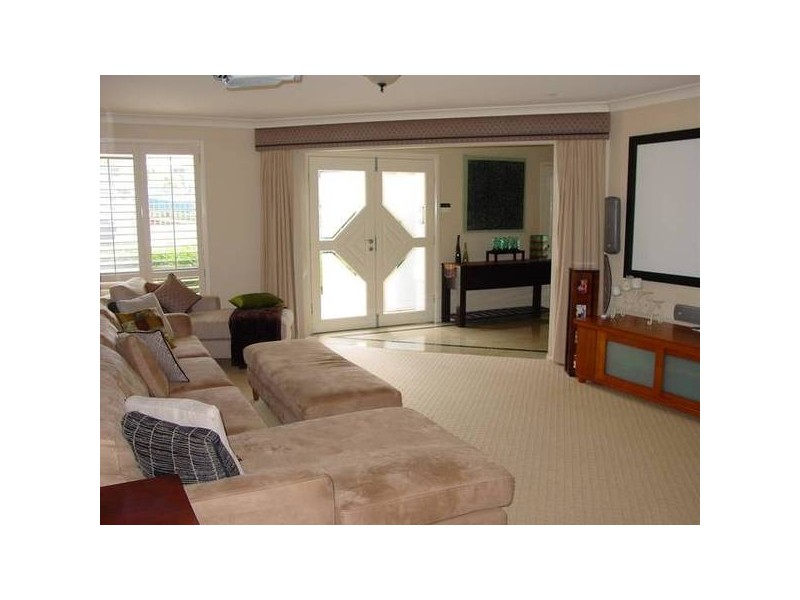 4 Vernon Avenue, Gymea Bay NSW 2227