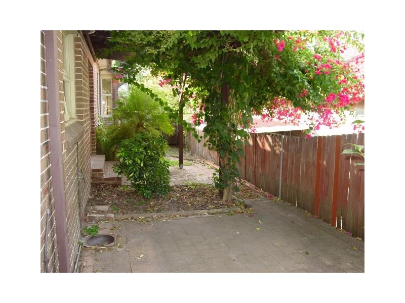 12 Gore Street, Arncliffe NSW 2205