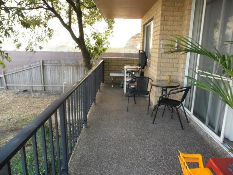 2/43 Firth Street, Arncliffe NSW 2205