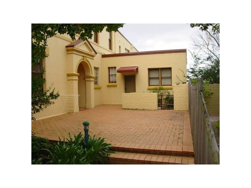 4/30 Forest Road, Arncliffe NSW 2205