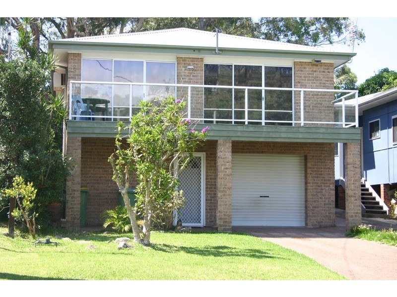 34 Kenilworth Street, Mannering Park NSW 2259