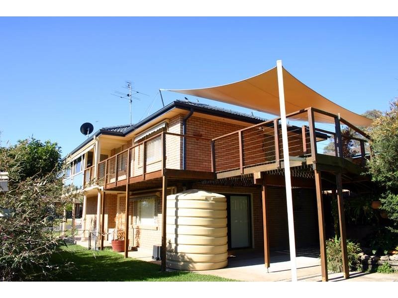 13 Kevin Street, Mannering Park NSW 2259
