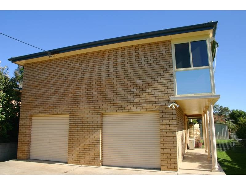 13 Kevin Street, Mannering Park NSW 2259