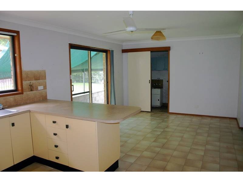 36 Bambara Avenue, Summerland Point NSW 2259