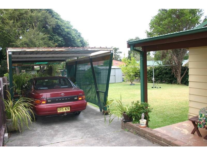 58 Catherine Street, Mannering Park NSW 2259