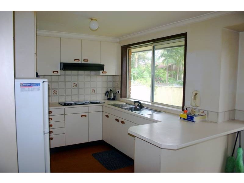 34 Tarwarri Road, Summerland Point NSW 2259