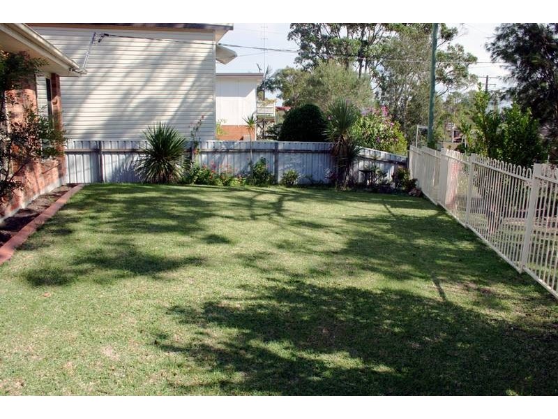 Summerland Point NSW 2259