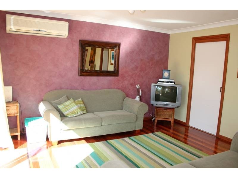 126 Cams Boulevard, Summerland Point NSW 2259