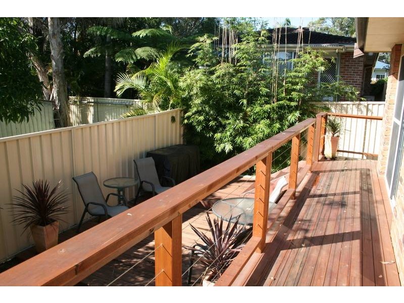 126 Cams Boulevard, Summerland Point NSW 2259