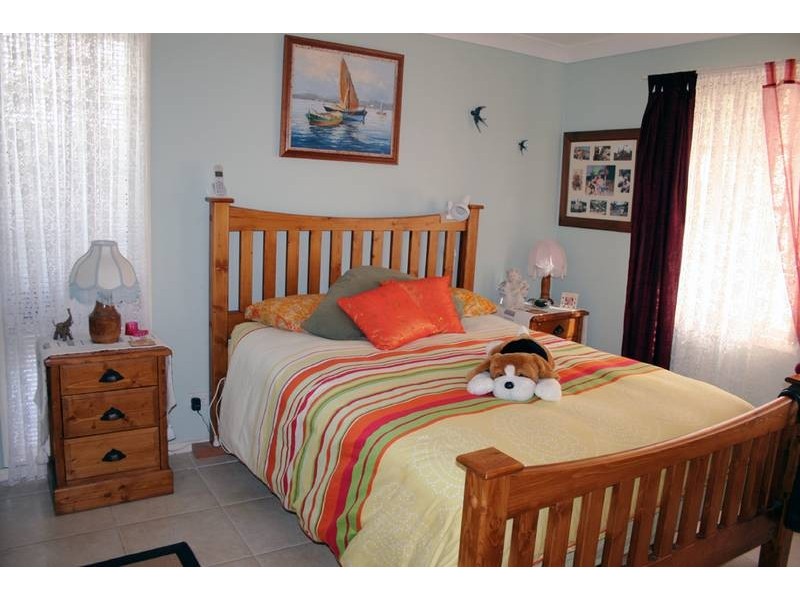 7 Dunvegan Street, Mannering Park NSW 2259