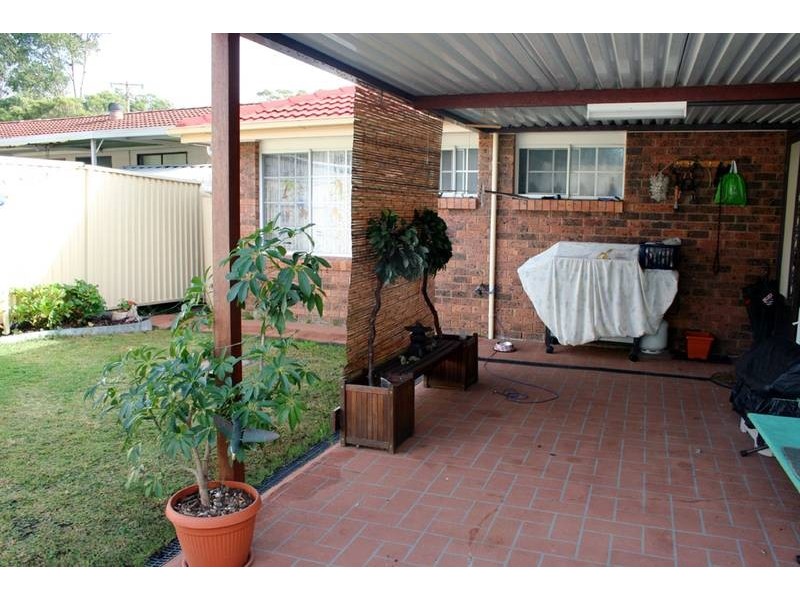 7 Dunvegan Street, Mannering Park NSW 2259