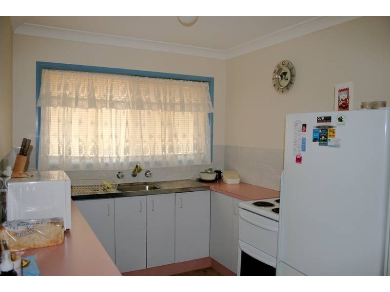 1/87 Catherine Street, Mannering Park NSW 2259