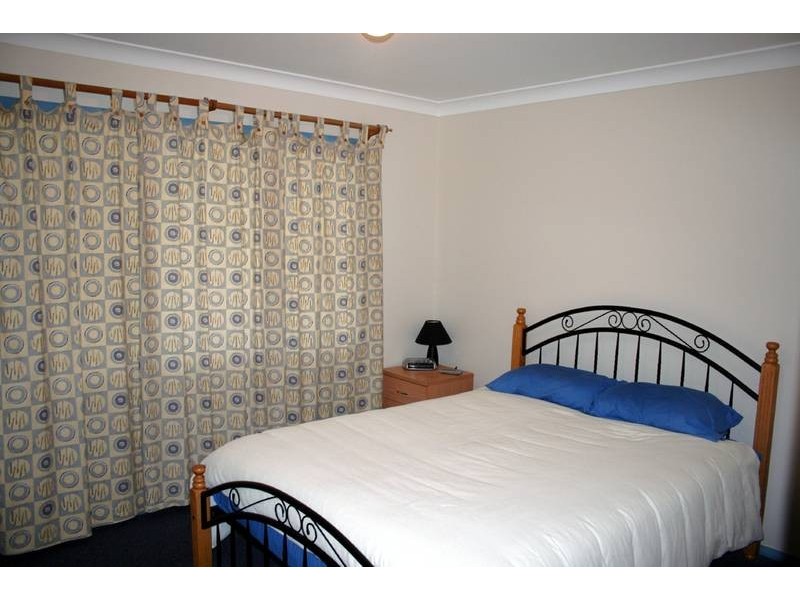 1/87 Catherine Street, Mannering Park NSW 2259