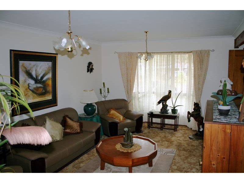 Mannering Park NSW 2259