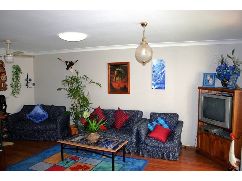 Mannering Park NSW 2259