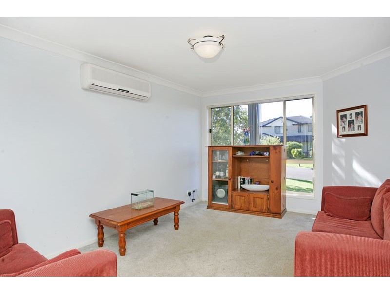 27 Loongana Crescent, Blue Haven NSW 2262