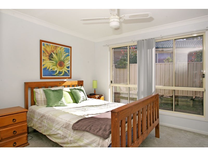 27 Loongana Crescent, Blue Haven NSW 2262