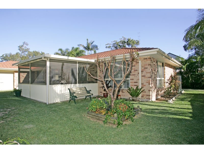 74 Muraban Road, Summerland Point NSW 2259