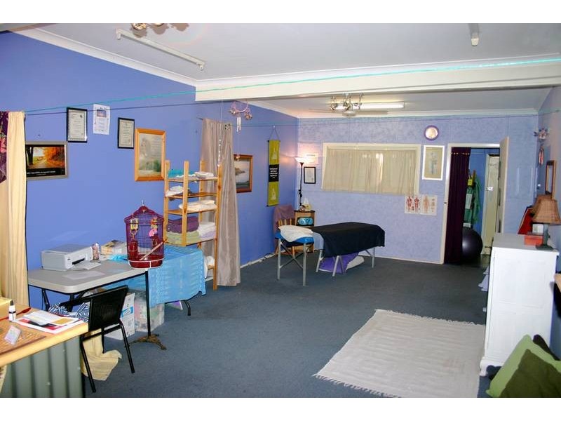 58-62 Vales Road, Mannering Park NSW 2259