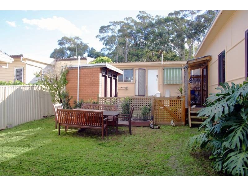 58-62 Vales Road, Mannering Park NSW 2259