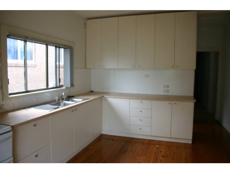 36 Kenilworth Street, Mannering Park NSW 2259