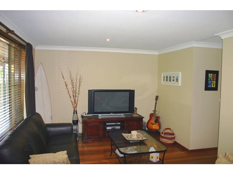 43 Trevally Avenue, Chain Valley Bay NSW 2259