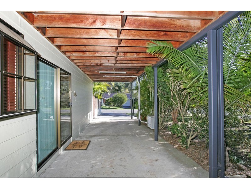 7 Ginganup Road, Summerland Point NSW 2259