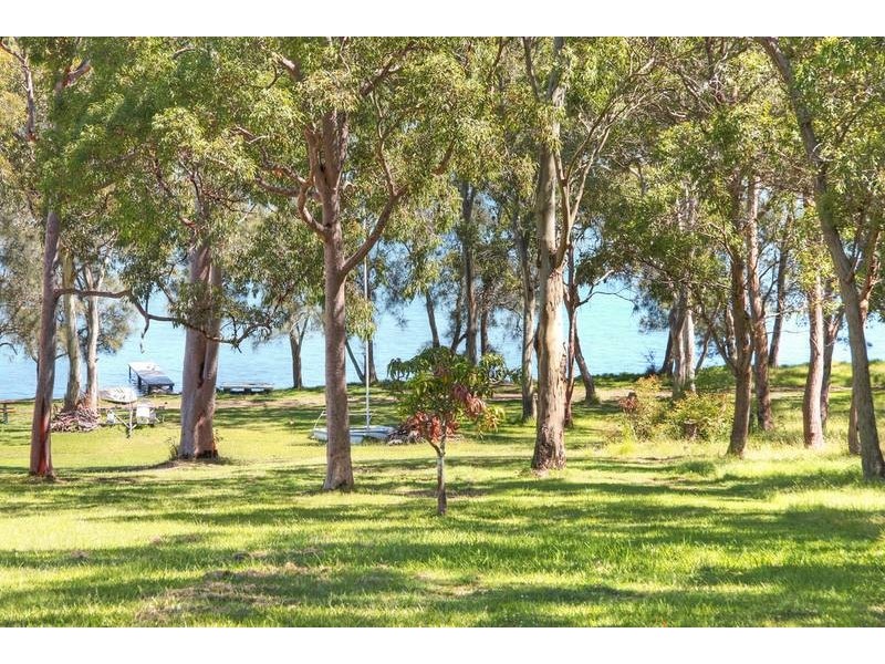 93 Vales Road, Mannering Park NSW 2259