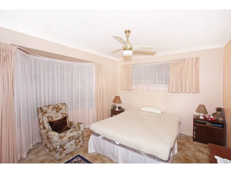 93 Vales Road, Mannering Park NSW 2259