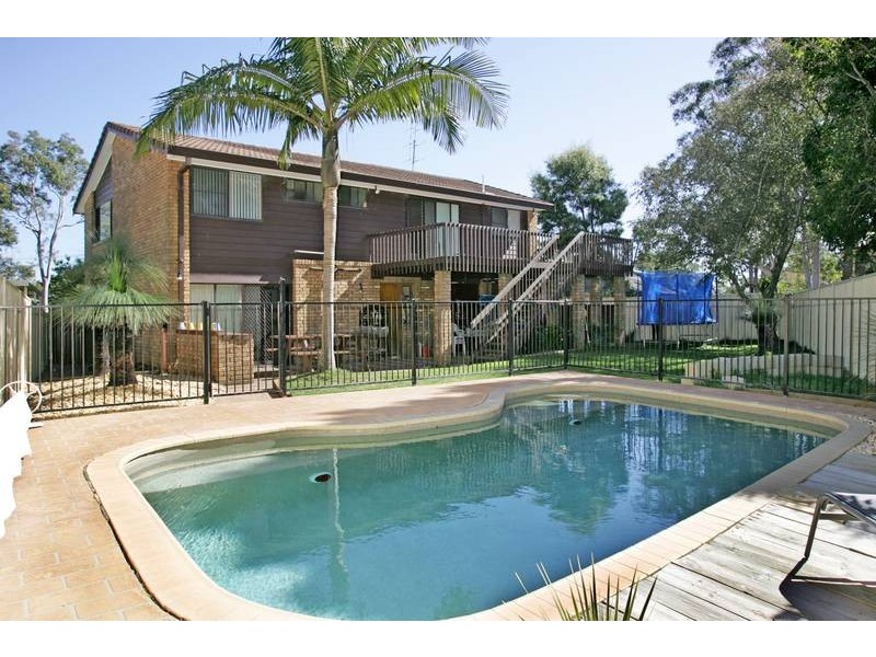 1 Kenneth Place, Mannering Park NSW 2259