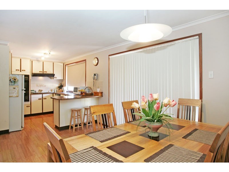 1 Kenneth Place, Mannering Park NSW 2259