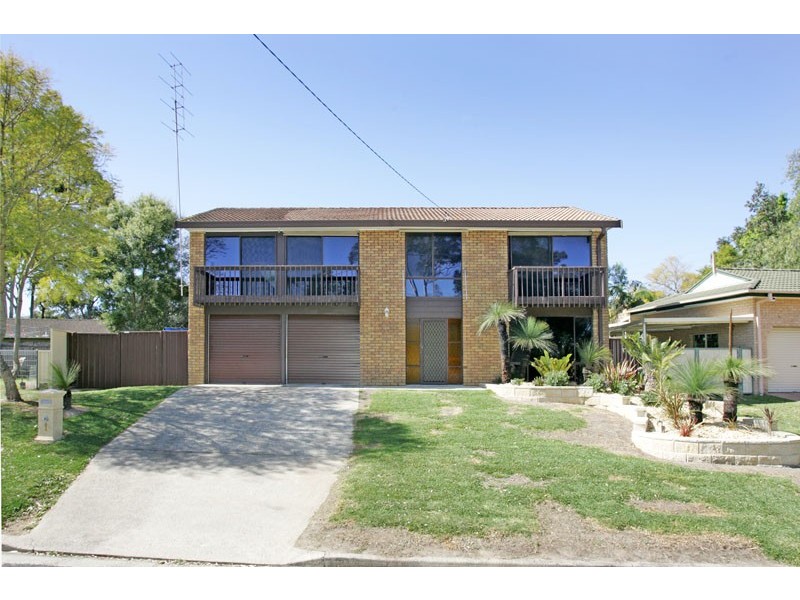 1 Kenneth Place, Mannering Park NSW 2259