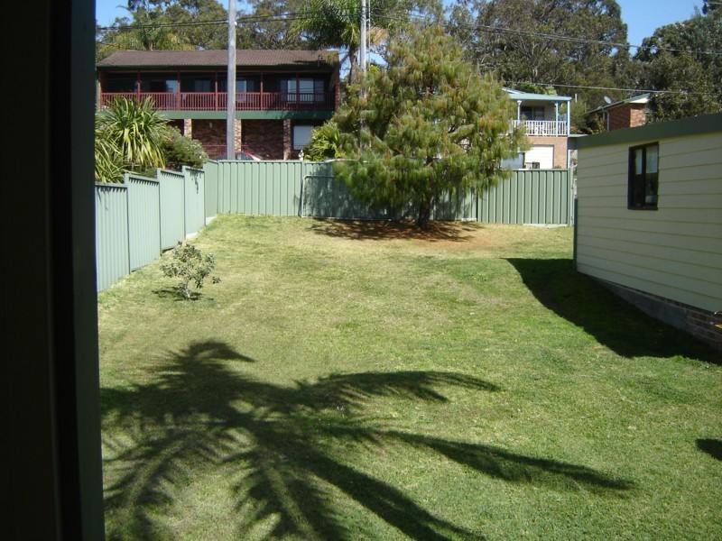 38 Yeramba Road, Summerland Point NSW 2259