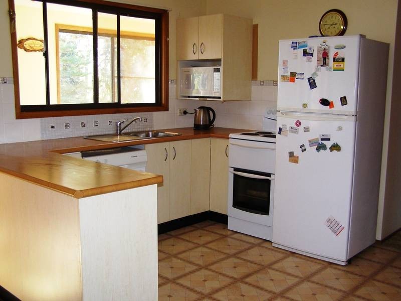 17 Bambara Avenue, Summerland Point NSW 2259