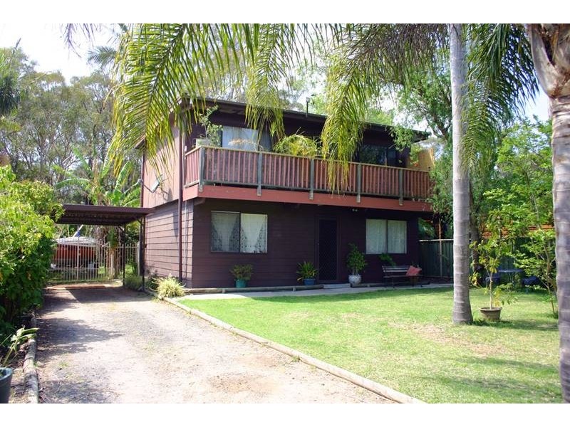 51 Trevally Avenue, Chain Valley Bay NSW 2259