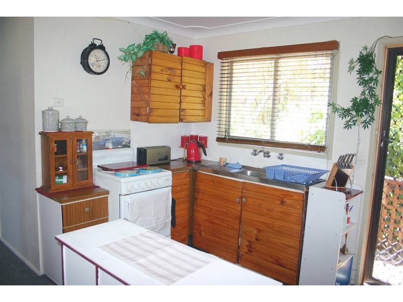 51 Trevally Avenue, Chain Valley Bay NSW 2259