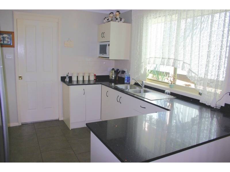 33 High Street, Wyee Point NSW 2259