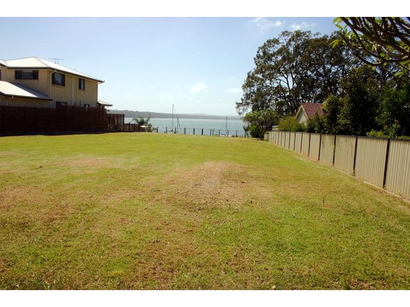 16a Montrose Street, Mannering Park NSW 2259