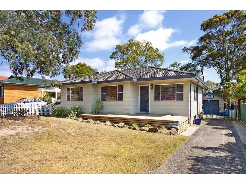 11 Buckland Avenue, Kanwal NSW 2259