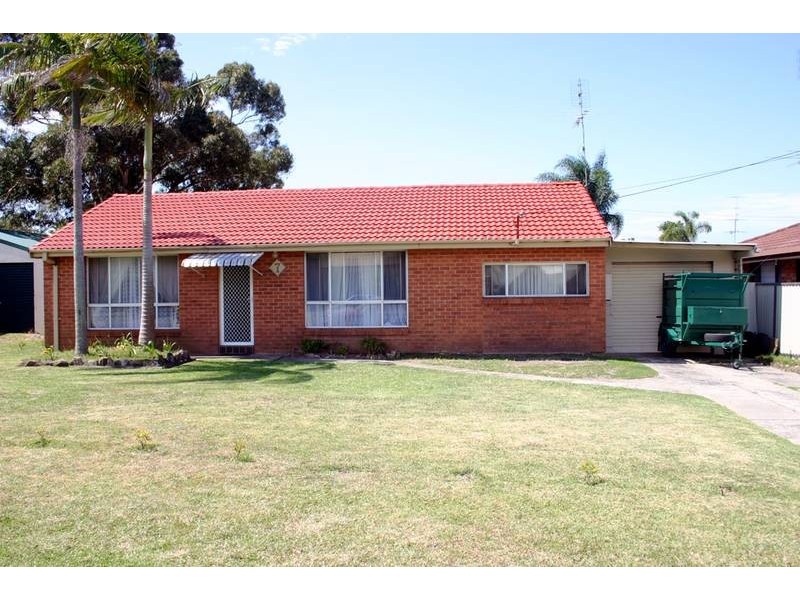 7 Barton Road, Doyalson NSW 2262