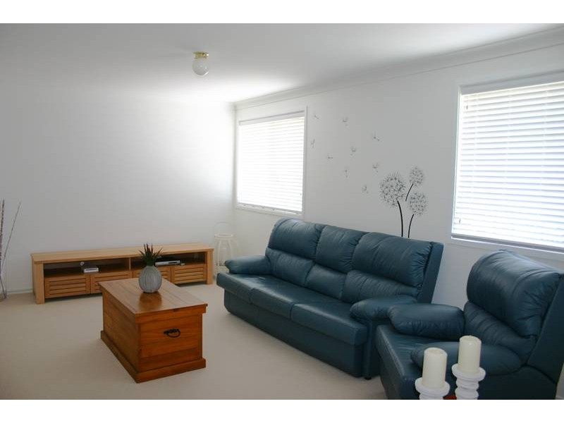 33 Pinaroo Road, Gwandalan NSW 2259