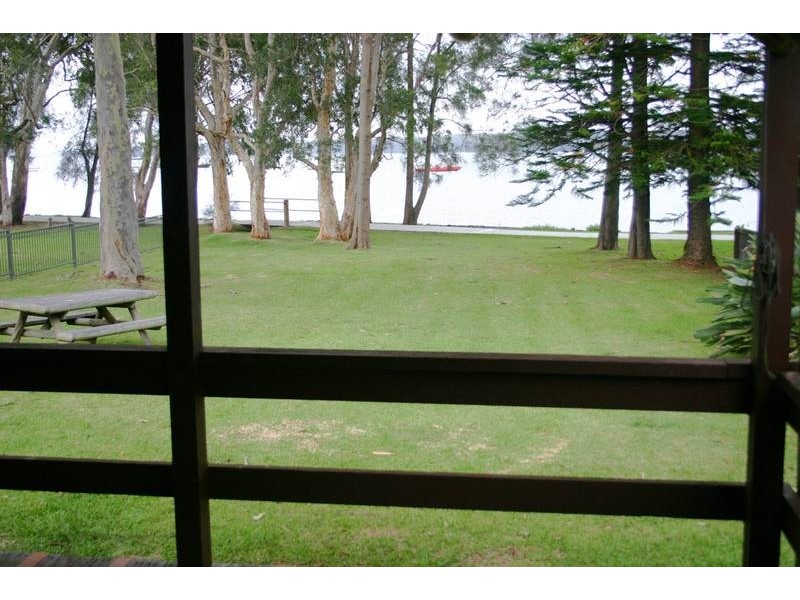 24 Gymea Crescent, Mannering Park NSW 2259