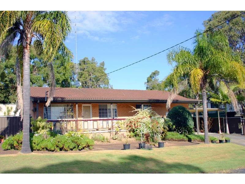 19 Ballarat Avenue, Mannering Park NSW 2259