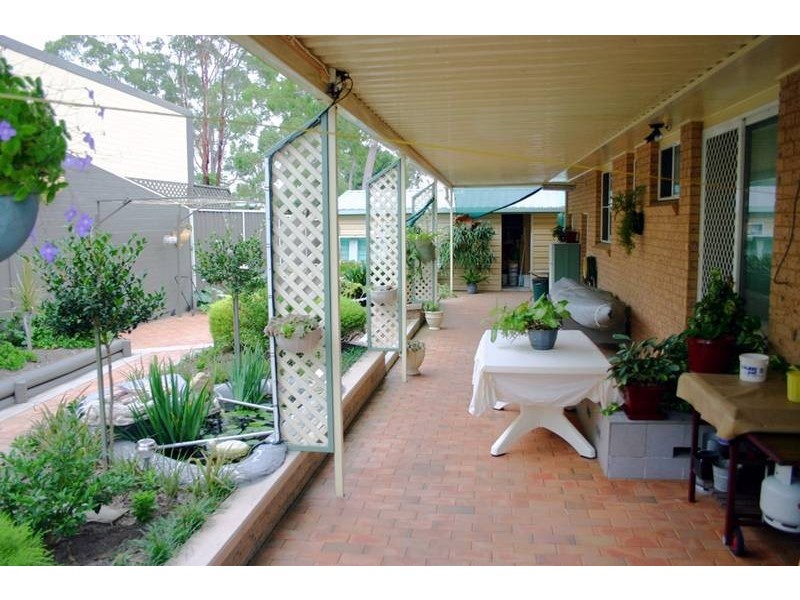 19 Ballarat Avenue, Mannering Park NSW 2259