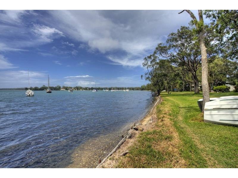 75 Kullaroo Road, Summerland Point NSW 2259