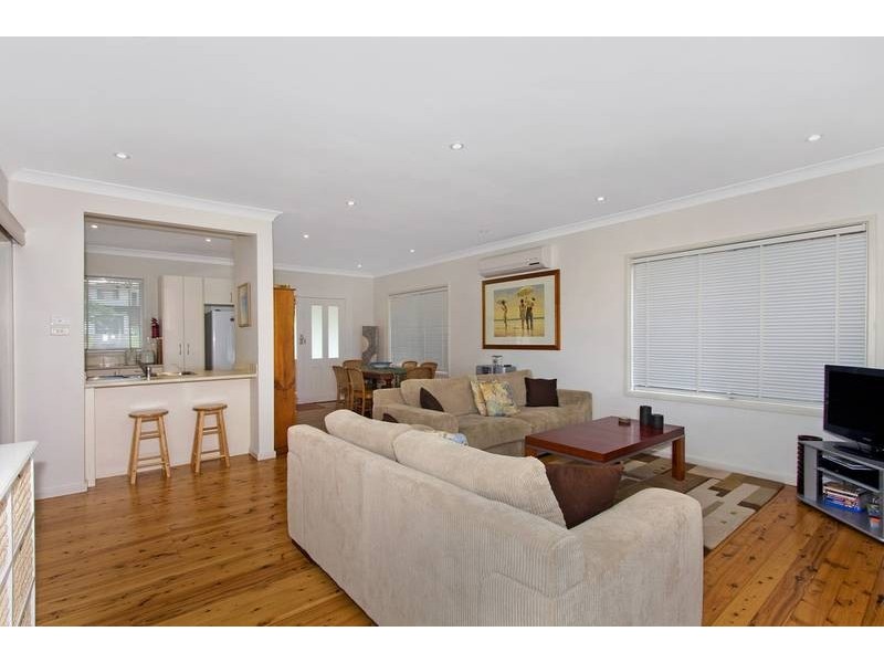 75 Kullaroo Road, Summerland Point NSW 2259