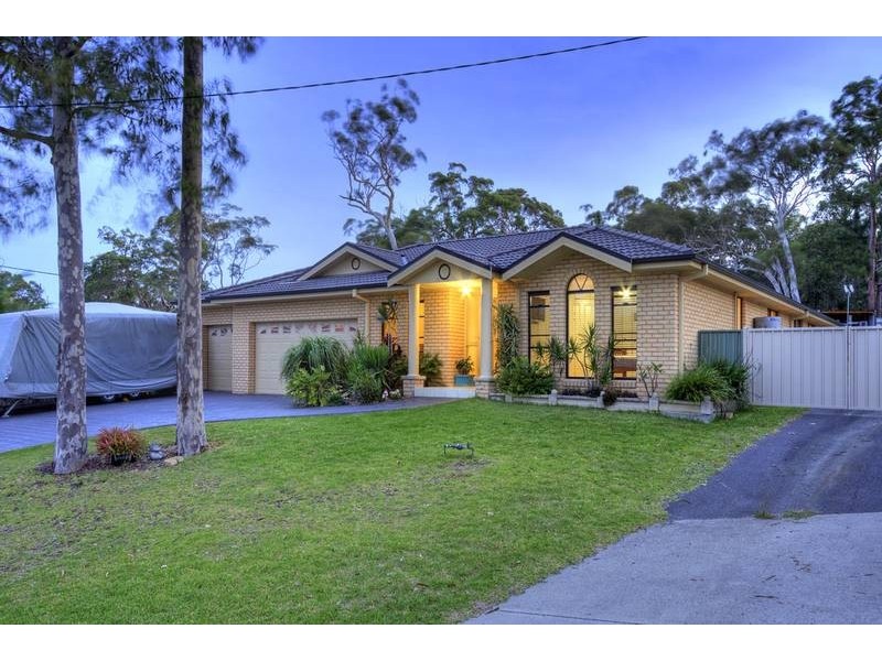 117 Yeramba Road, Summerland Point NSW 2259