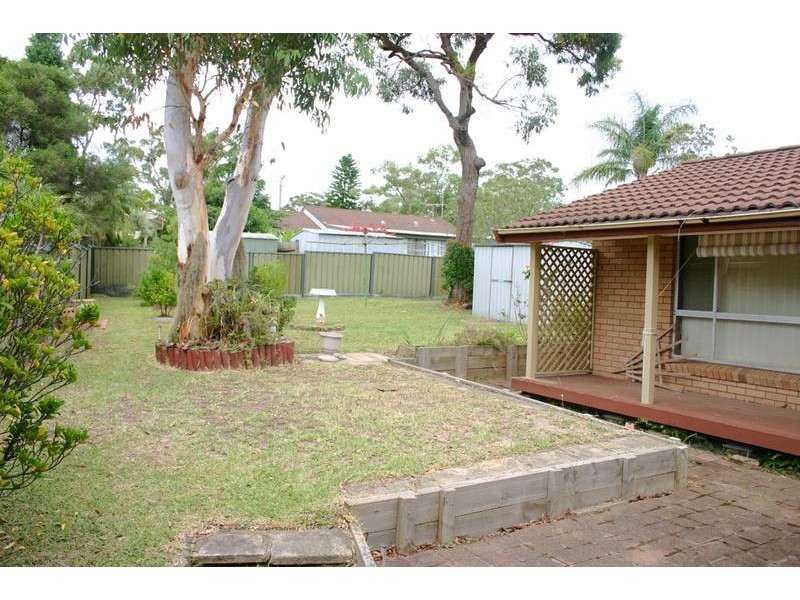 127 Winbin Crescent, Gwandalan NSW 2259