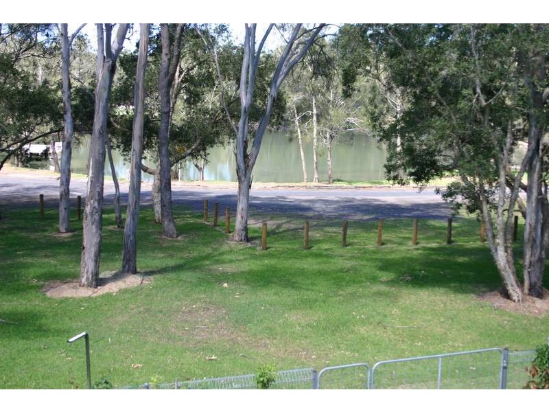 5 Kullaroo Road, Summerland Point NSW 2259