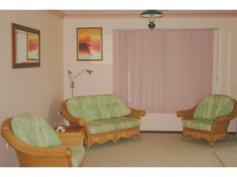 5 Kullaroo Road, Summerland Point NSW 2259